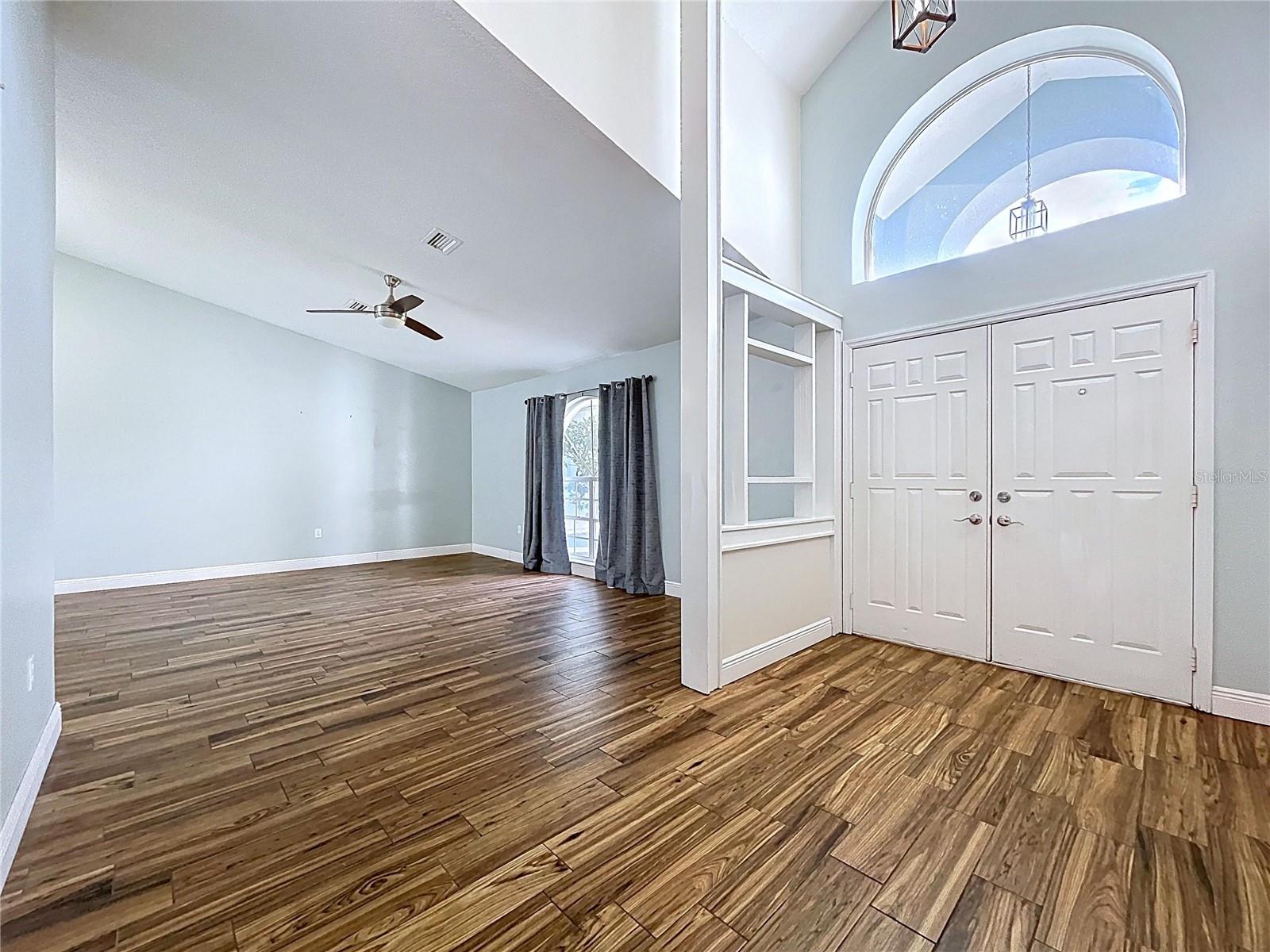 Image 15 of 57 For 18812 Bascomb Lane