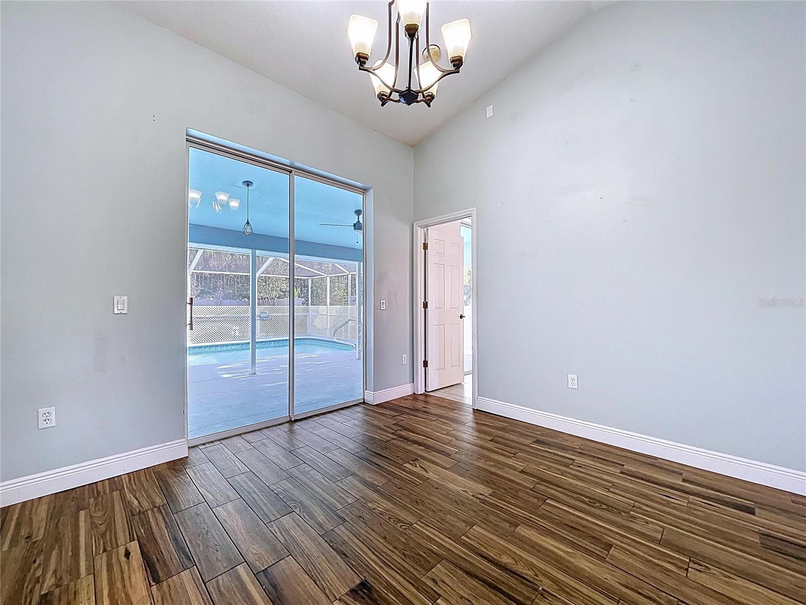 Image 19 of 57 For 18812 Bascomb Lane