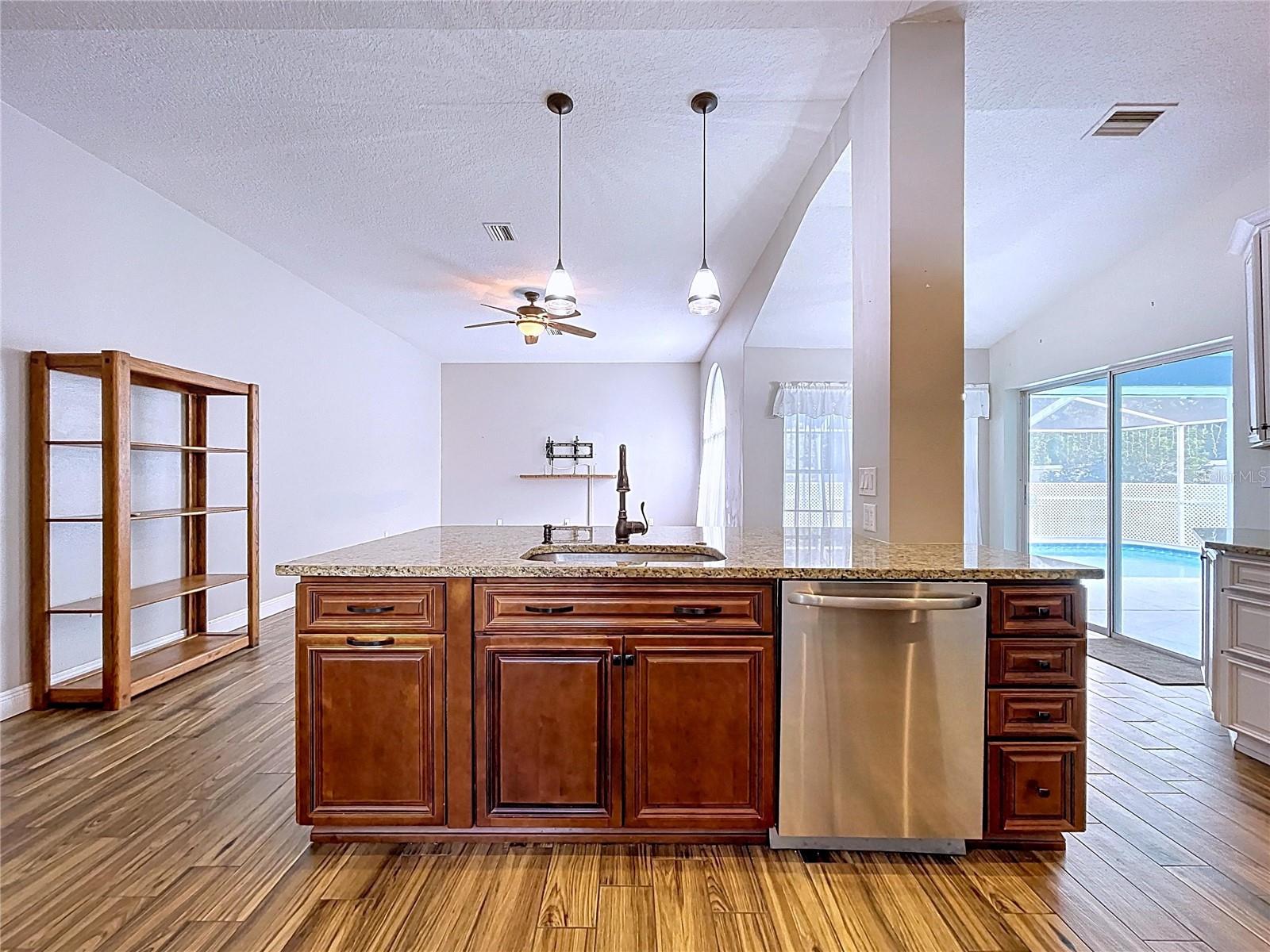 Image 29 of 57 For 18812 Bascomb Lane