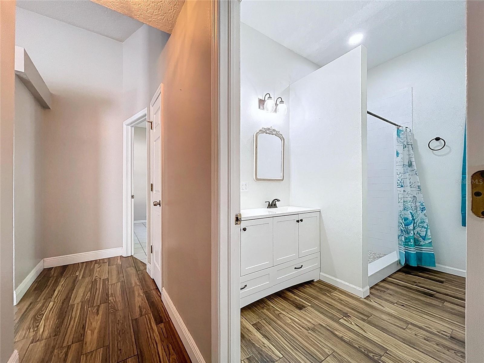 Image 44 of 57 For 18812 Bascomb Lane