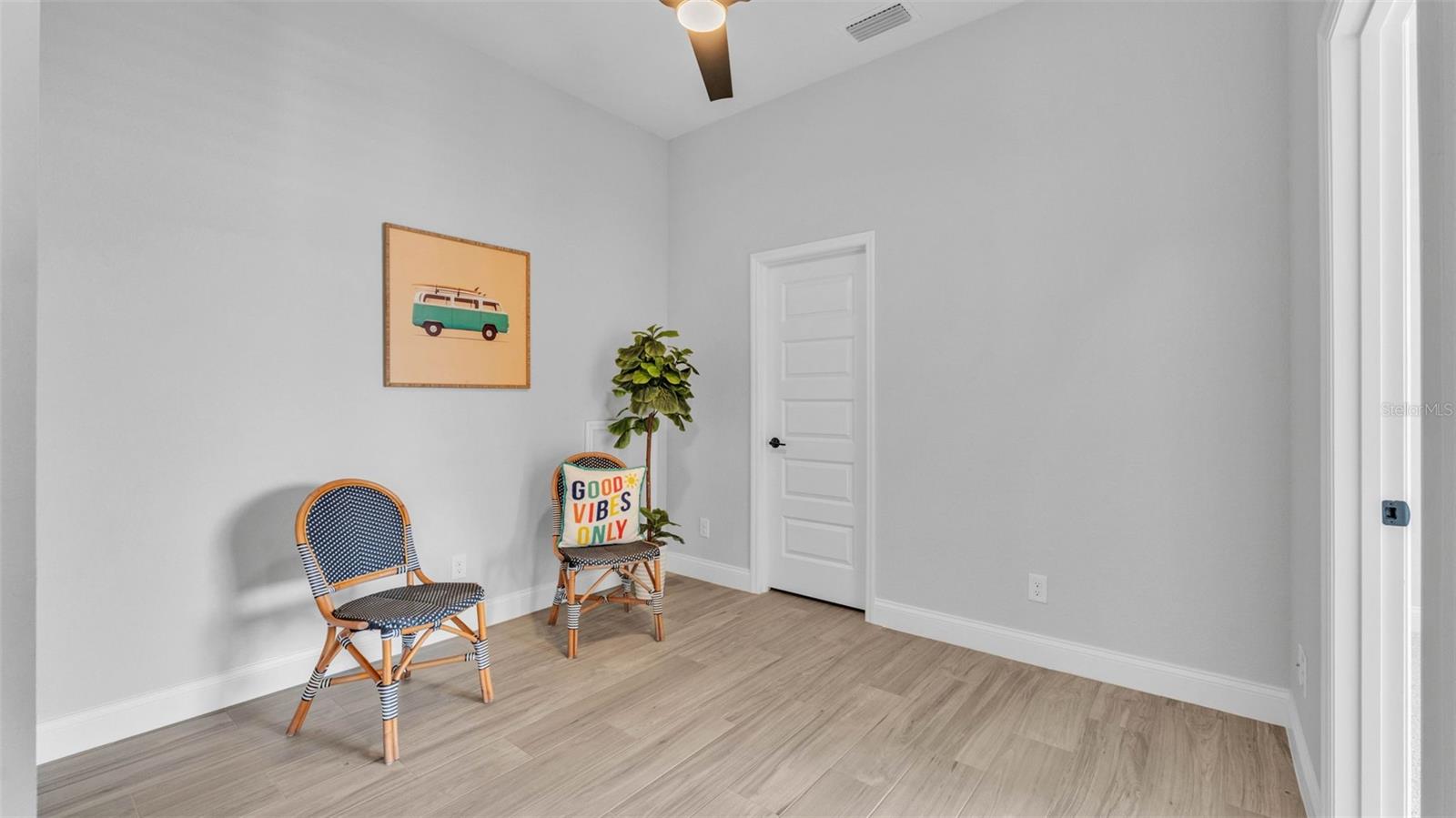 Image 34 of 52 For 1157 Windjammer Drive