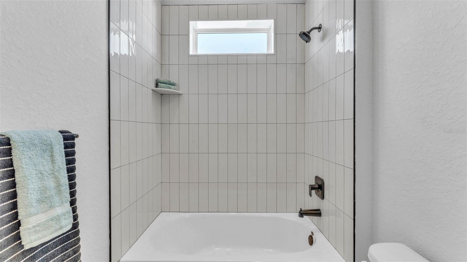 Image 40 of 52 For 1157 Windjammer Drive