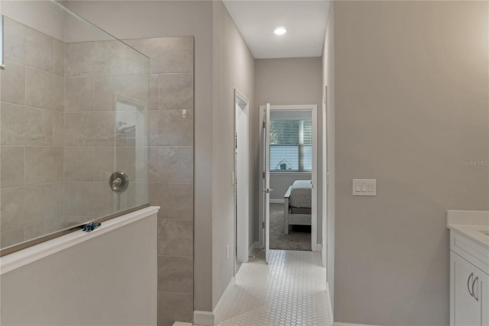 Image 16 of 29 For 4708 Dail Road