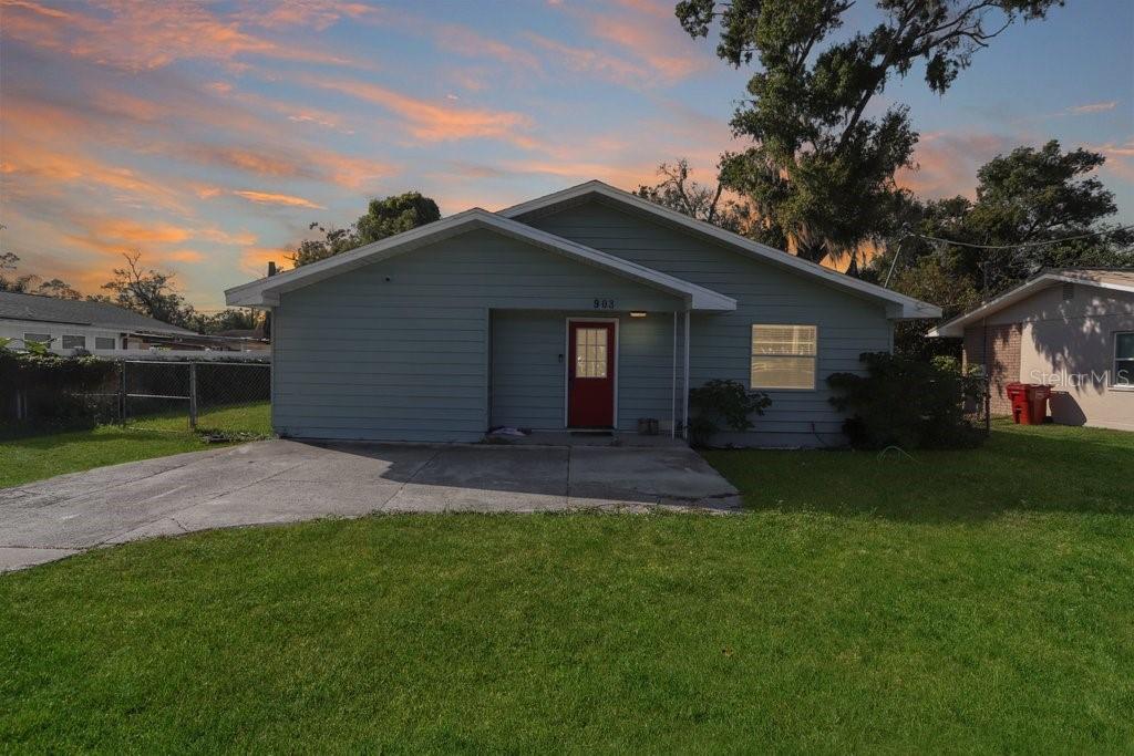 Image 26 of 29 For 903 Park Road