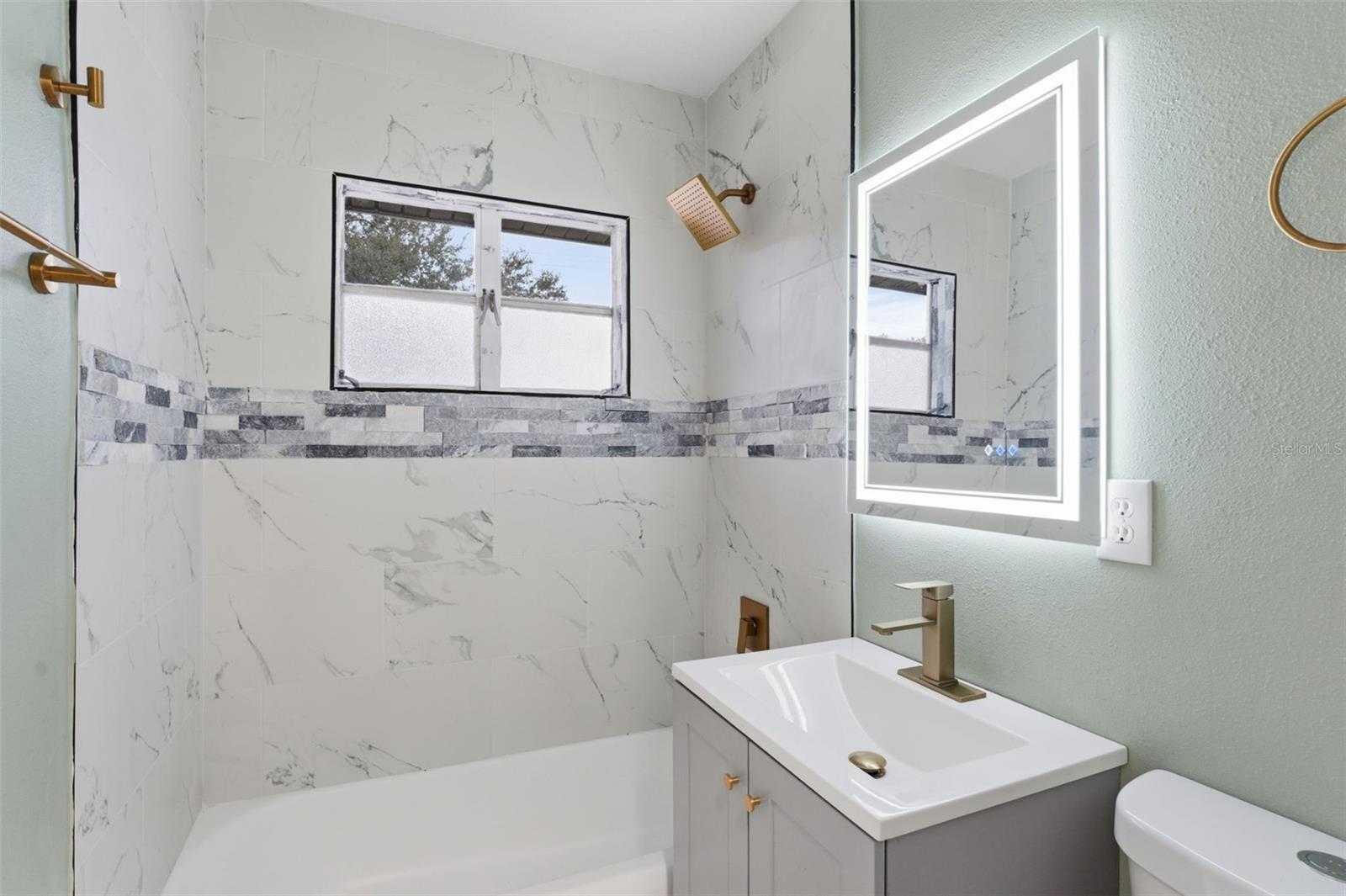 Image 19 of 30 For 808 Guild Drive