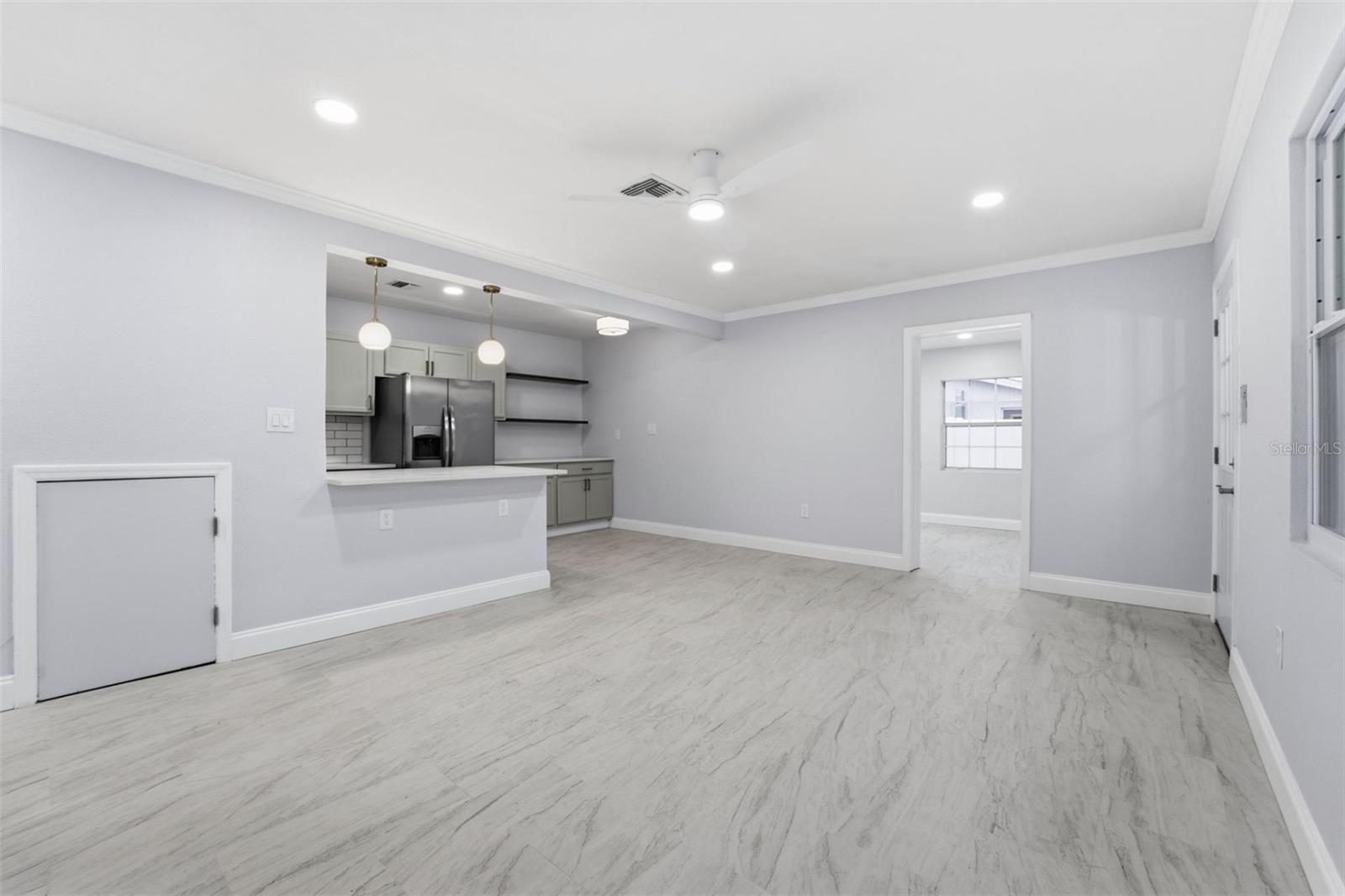 Image 8 of 30 For 808 Guild Drive