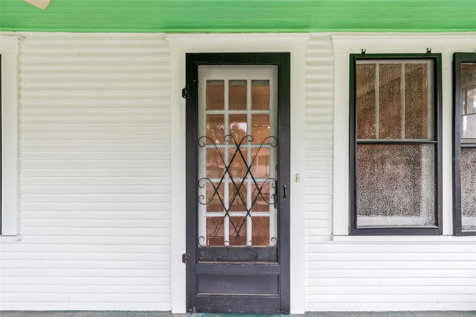 Image 18 of 91 For 943 Ruby Street