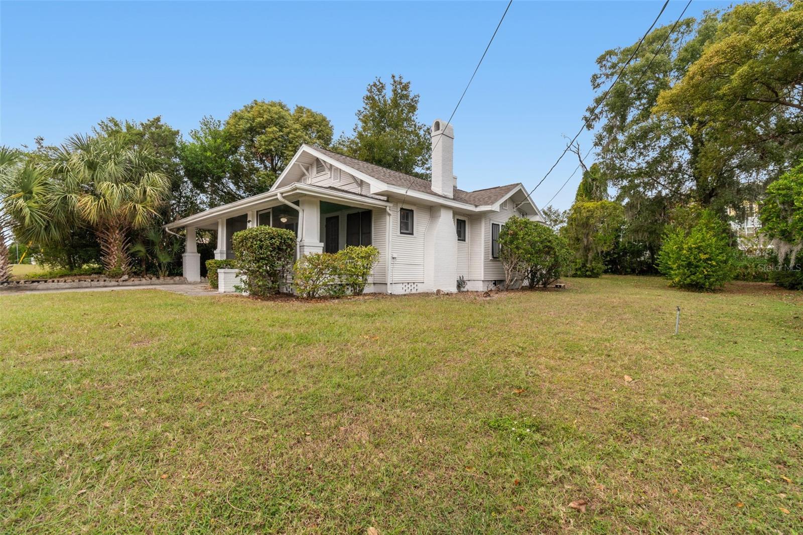 Image 6 of 91 For 943 Ruby Street