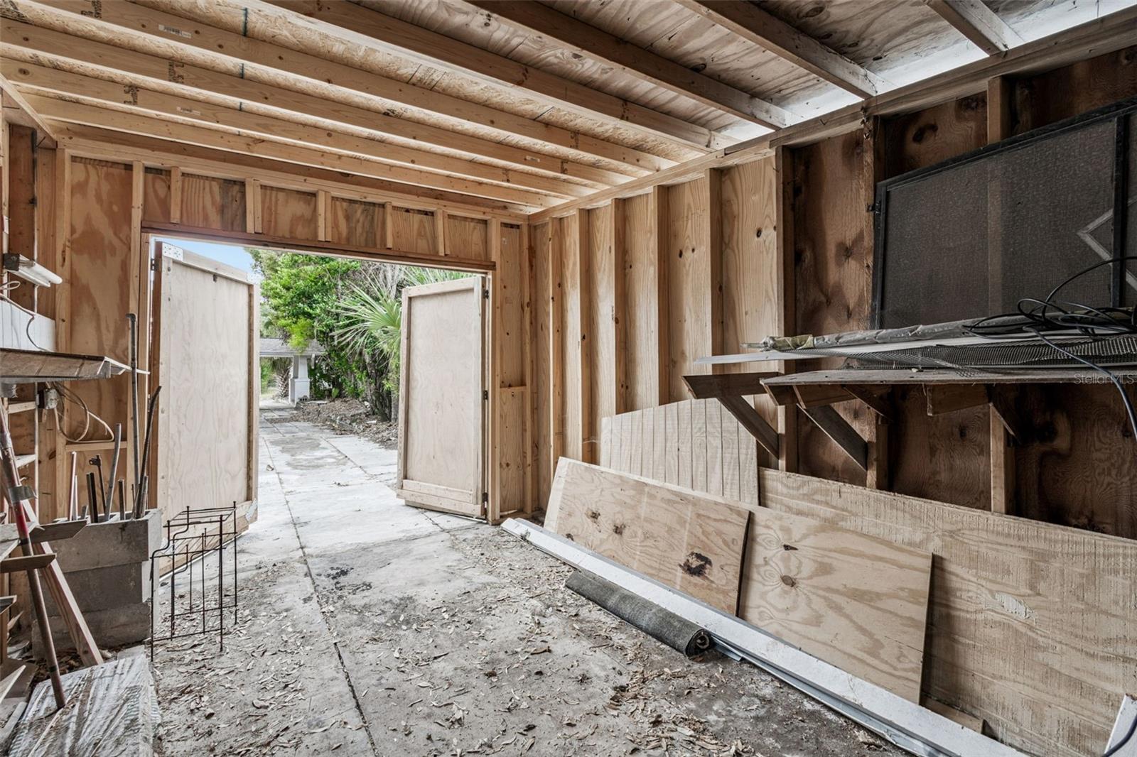 Image 73 of 91 For 943 Ruby Street