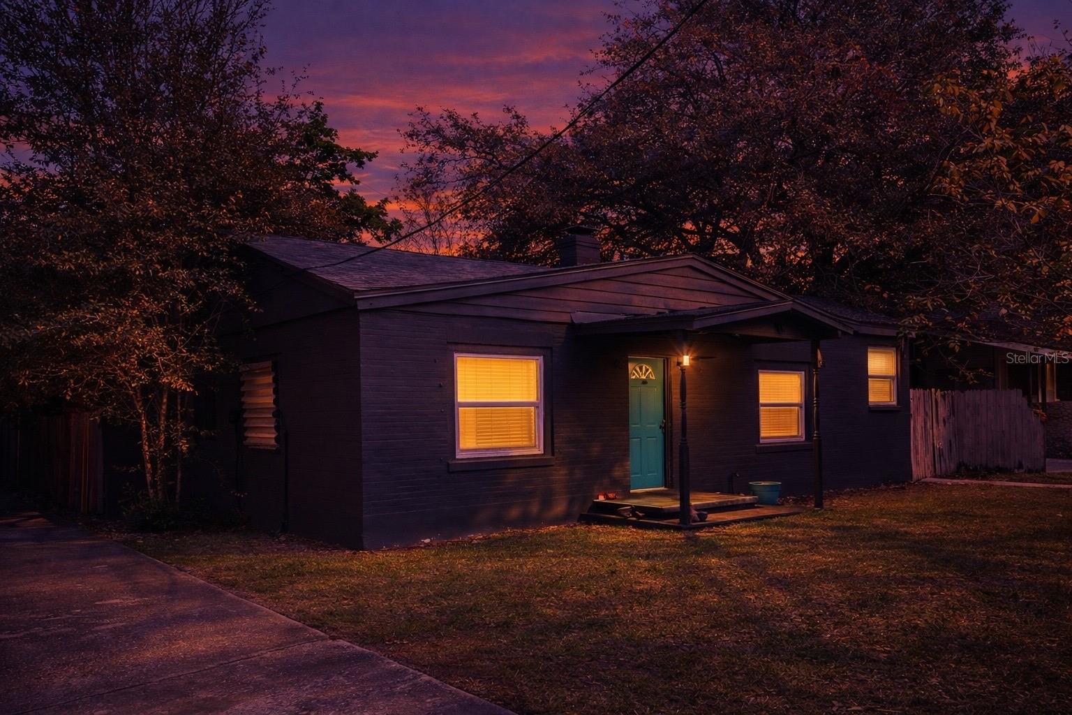 Image 2 of 6 For 707 Belmar  