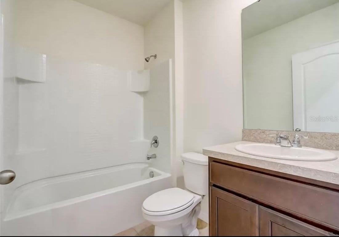 Image 20 of 25 For 292 Sofia Lane