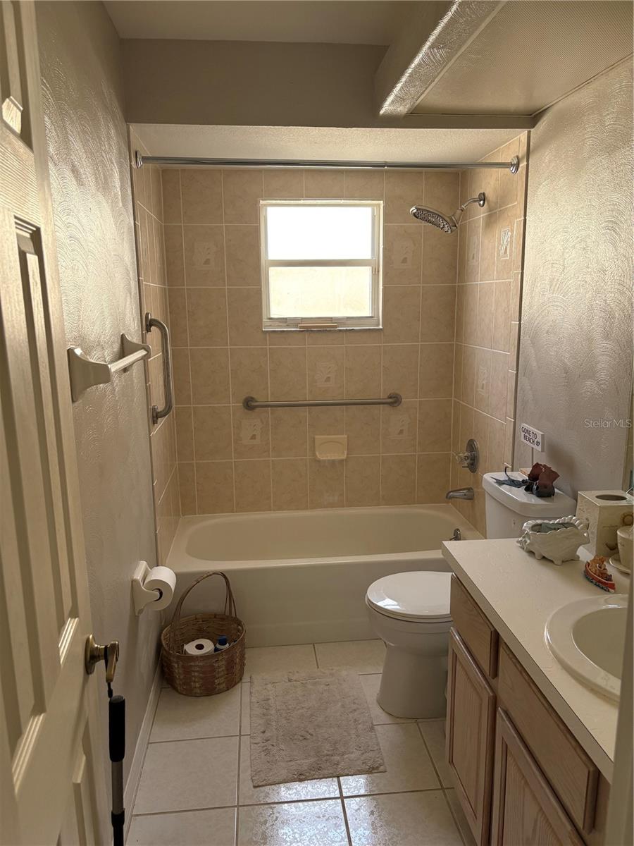 Image 20 of 22 For 6043 Condor Drive