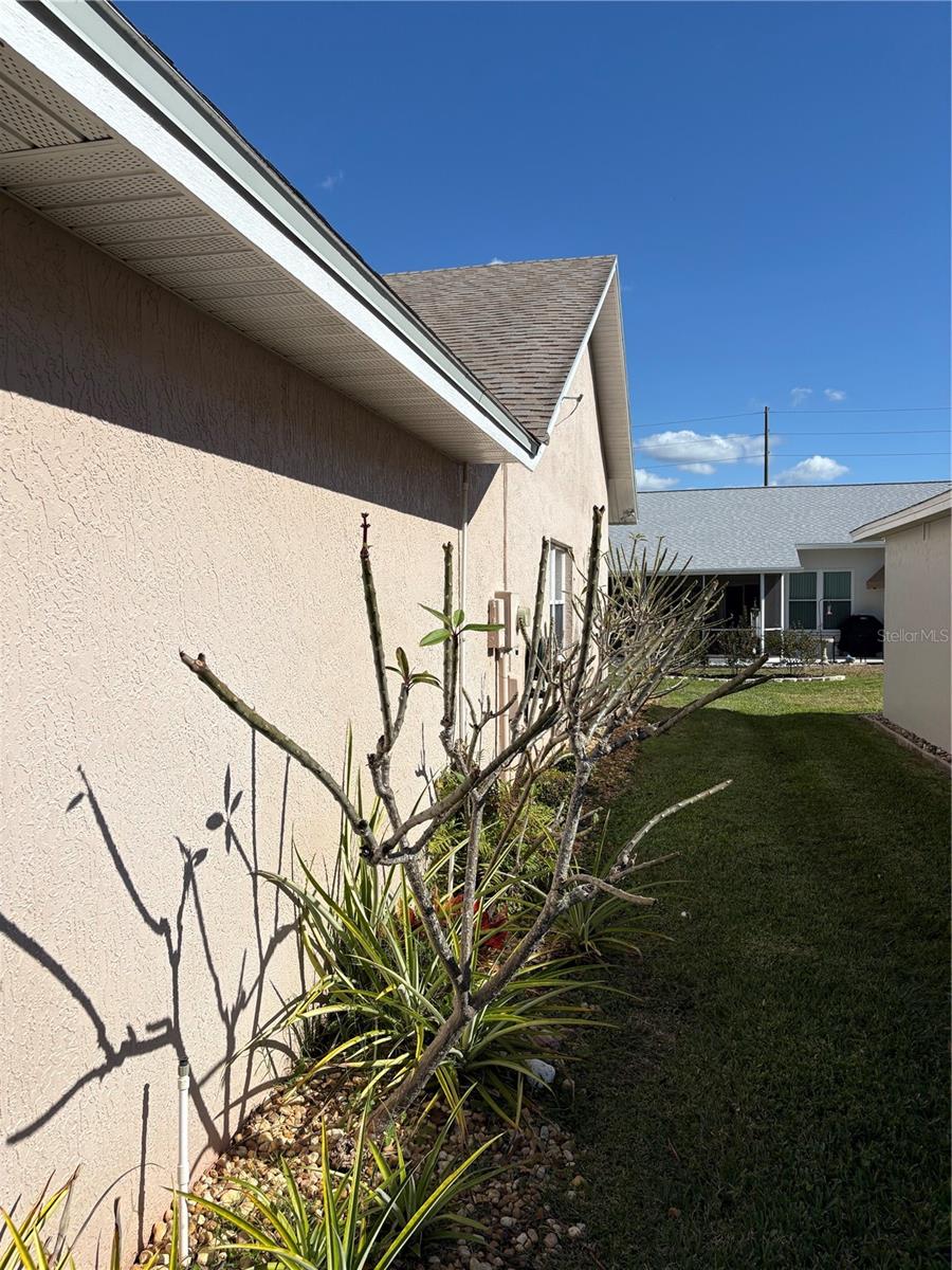 Image 4 of 22 For 6043 Condor Drive