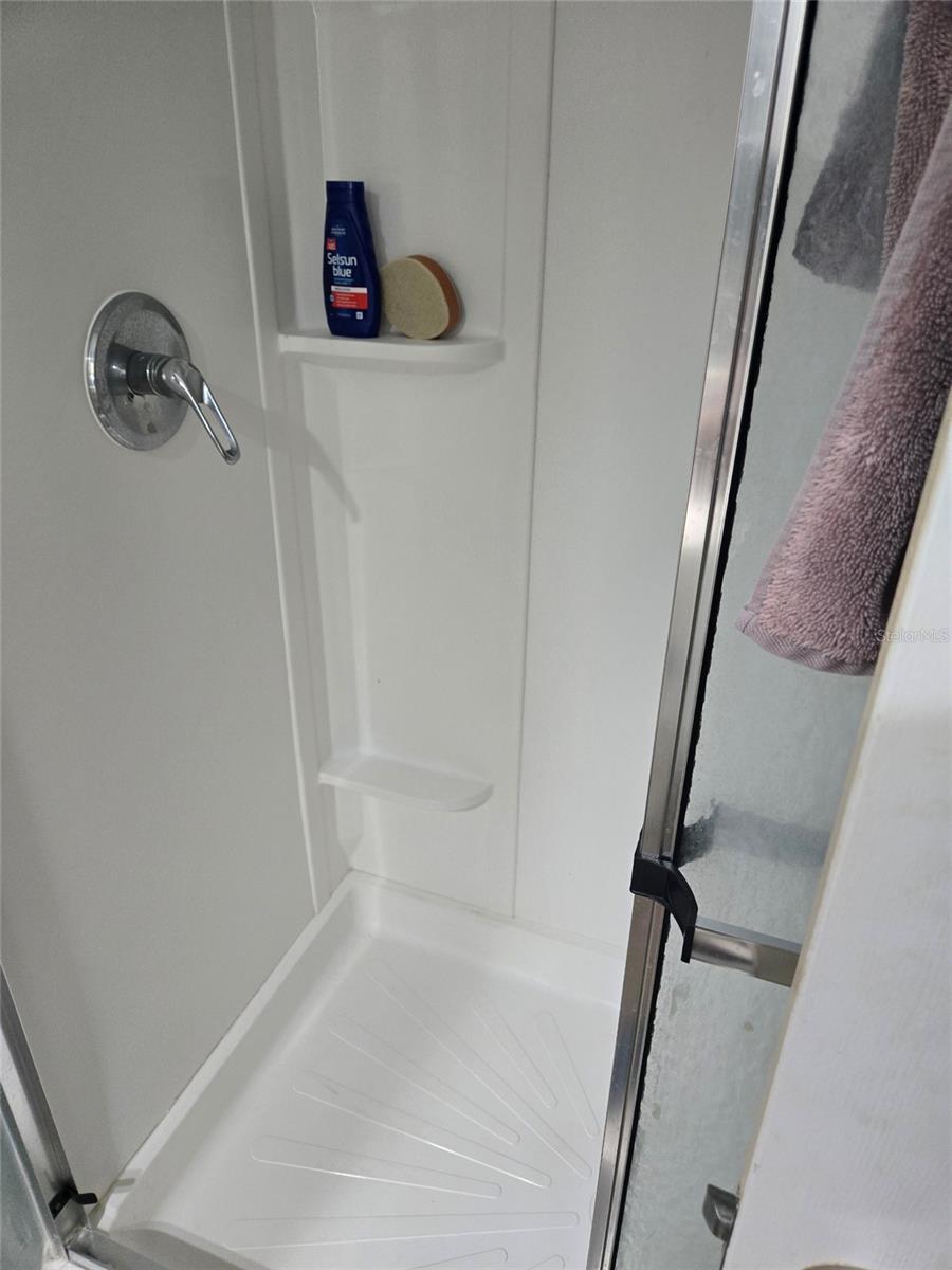 Image 12 of 22 For 214 Green Meadow Drive