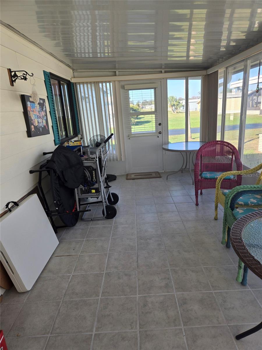 Image 17 of 22 For 214 Green Meadow Drive