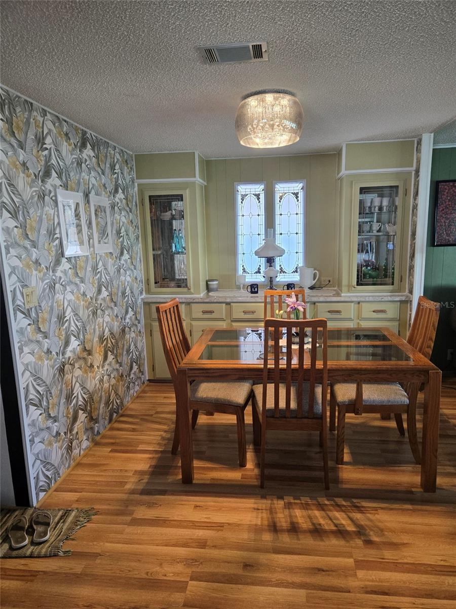 Image 3 of 22 For 214 Green Meadow Drive