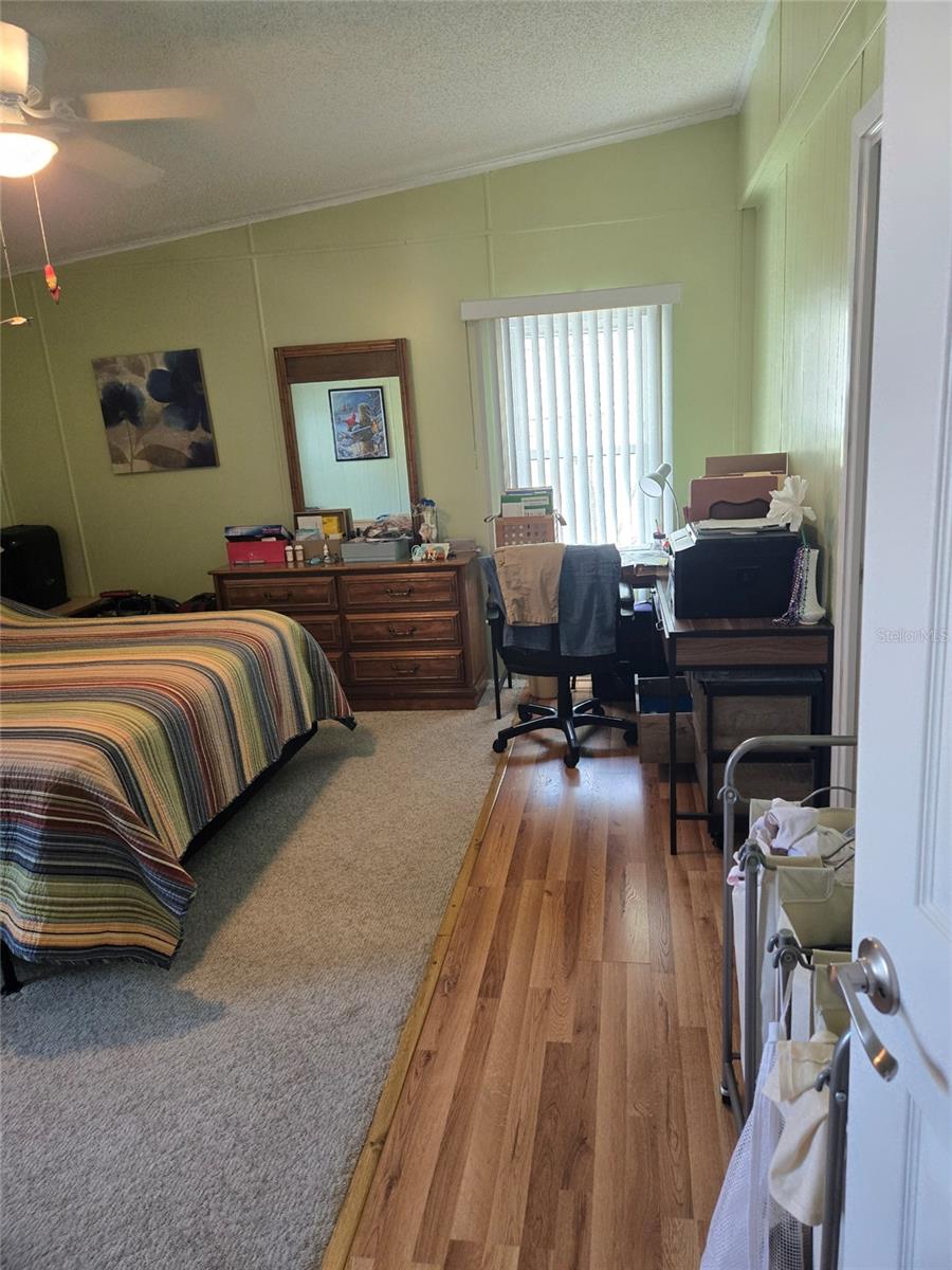 Image 7 of 22 For 214 Green Meadow Drive