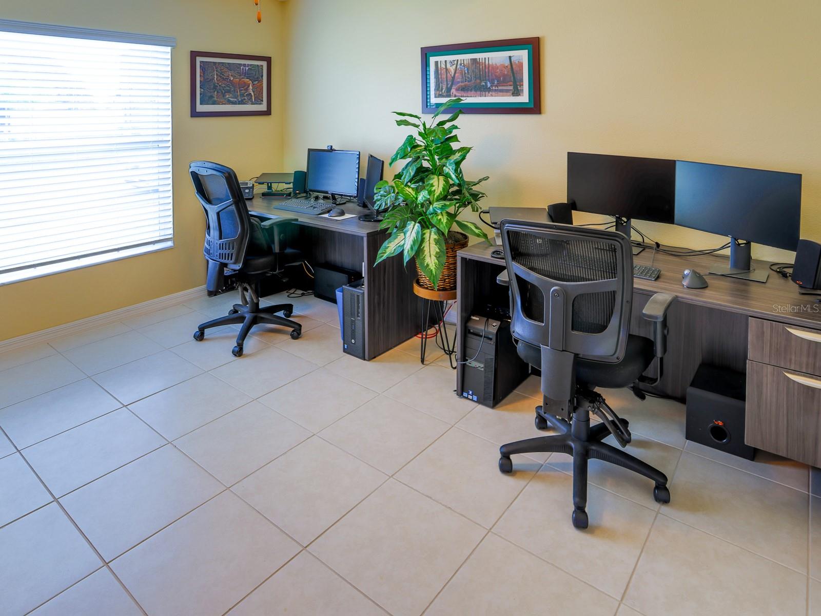 Image 24 of 50 For 2933 Flying Blackbird Road