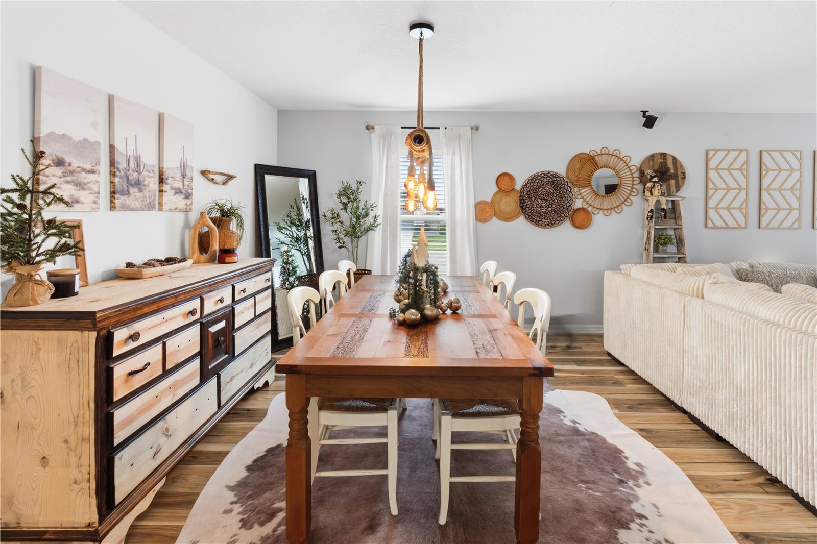 Image 12 of 42 For 499 Highfin Drive