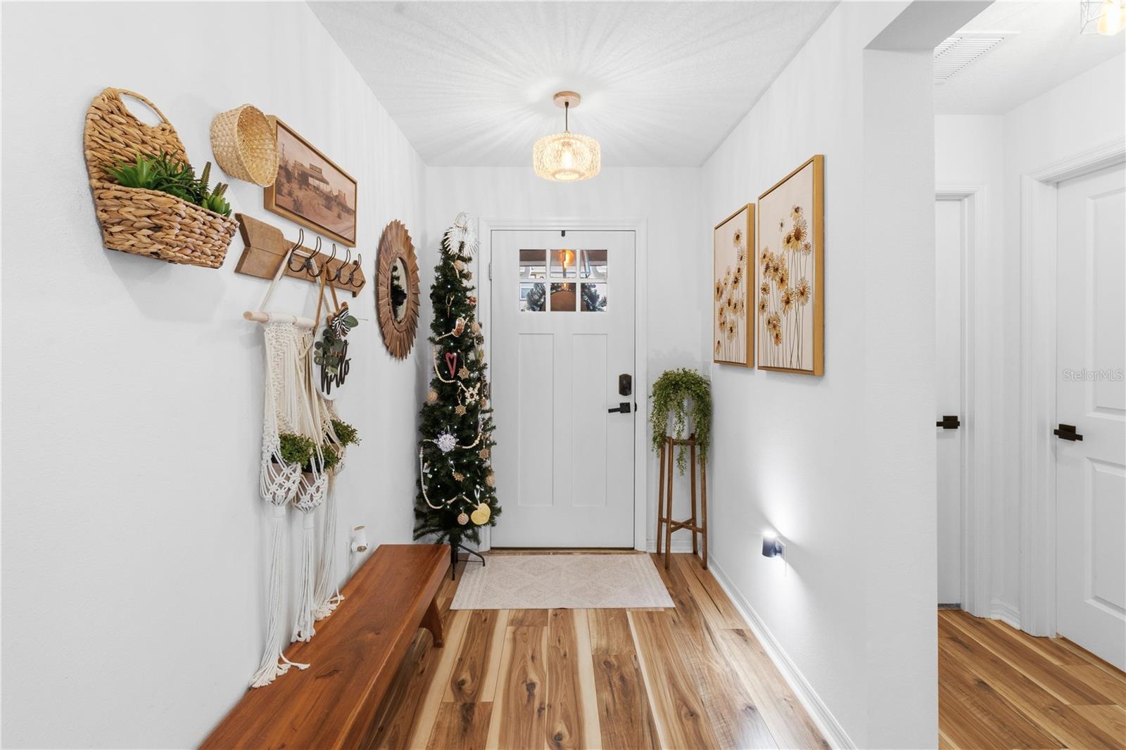 Image 2 of 42 For 499 Highfin Drive