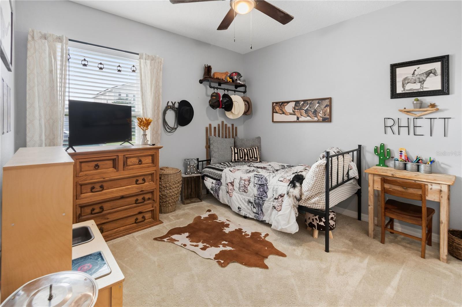 Image 20 of 42 For 499 Highfin Drive