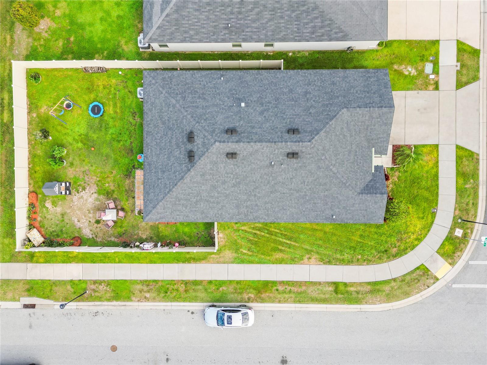 Image 33 of 42 For 499 Highfin Drive