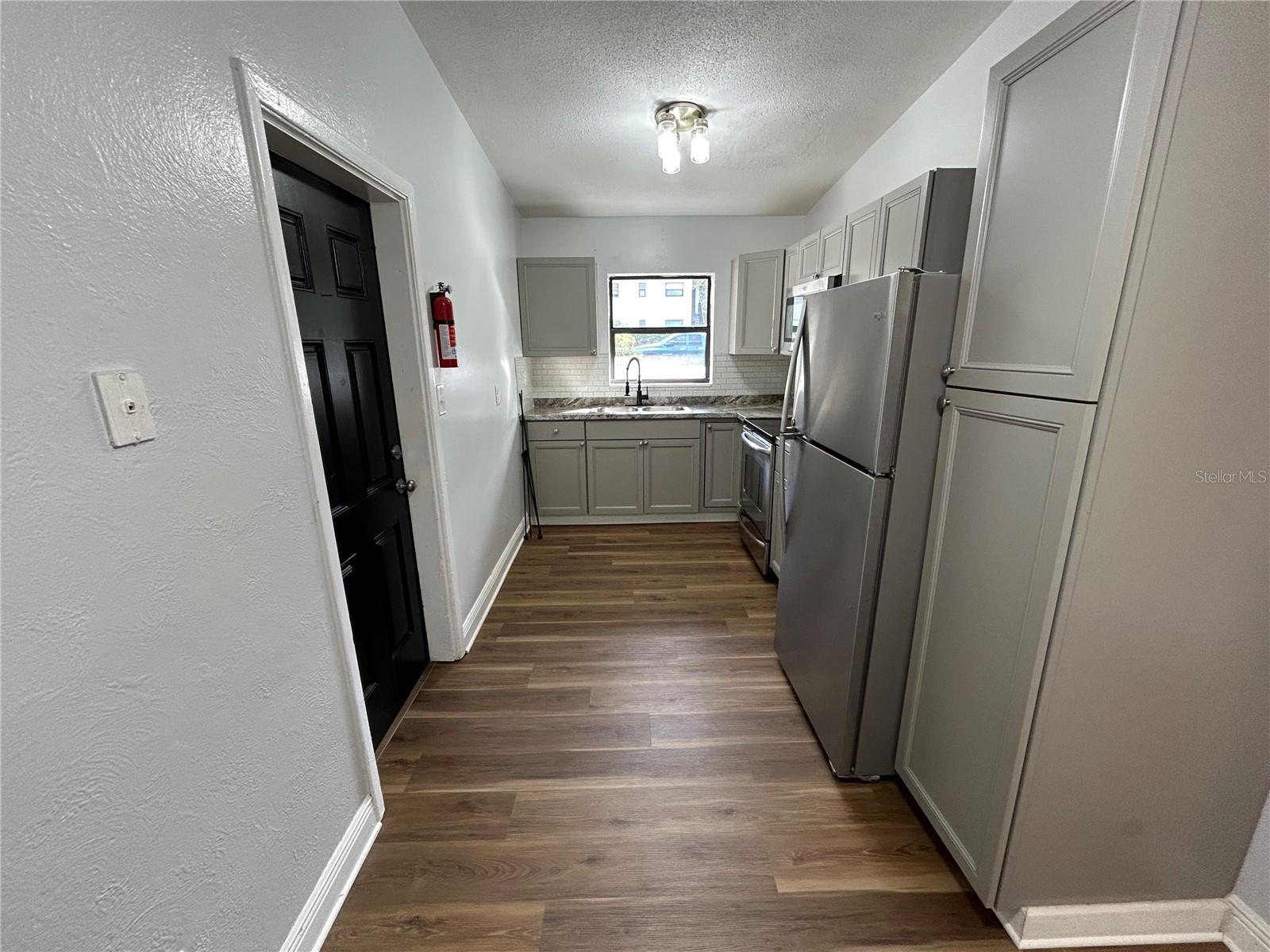 Image 8 of 19 For 1501 - 1503 Noble Place