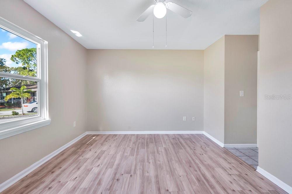 Image 13 of 34 For 3808 Country Loop