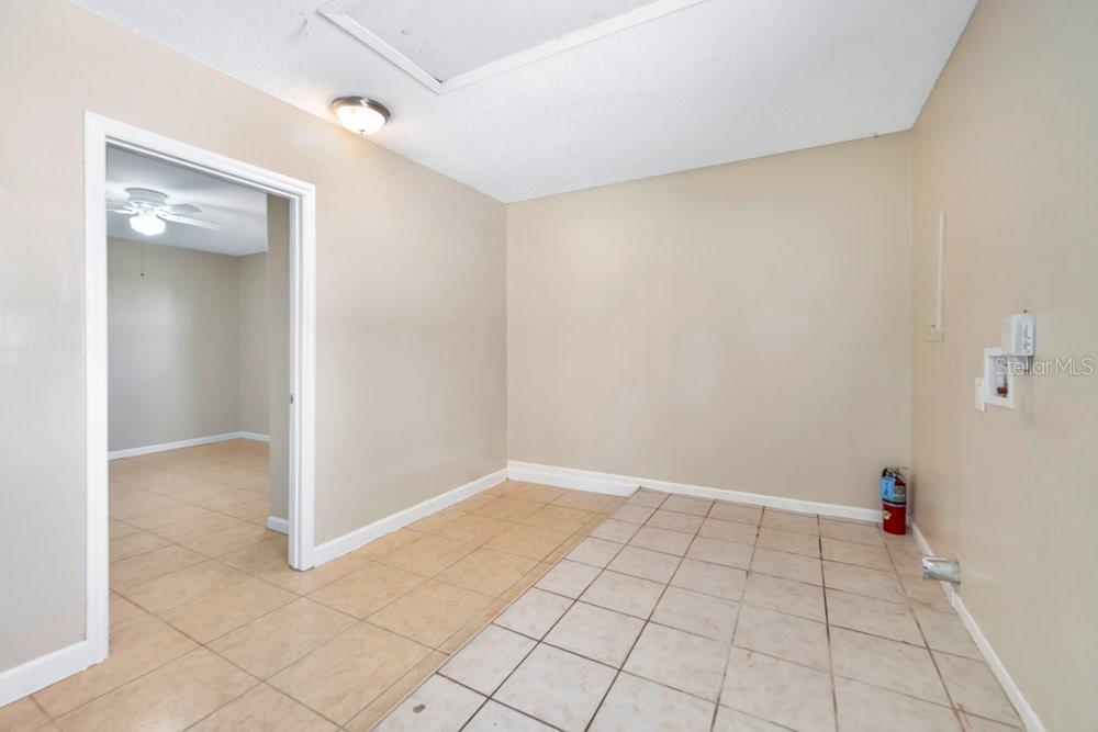 Image 17 of 34 For 3808 Country Loop