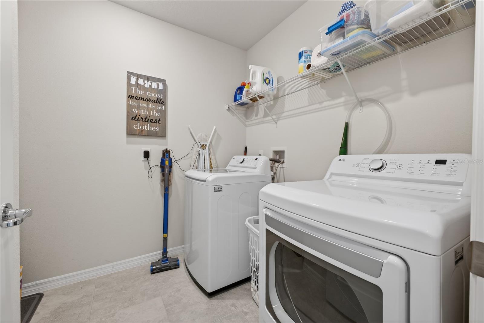 Image 13 of 52 For 1170 Michelangelo Lane