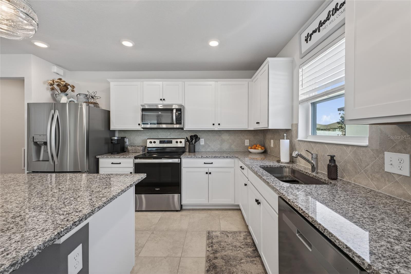 Image 18 of 52 For 1170 Michelangelo Lane