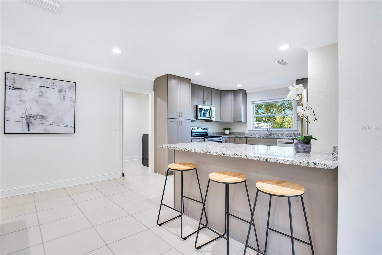 Image 14 of 36 For 619 Marphil Loop