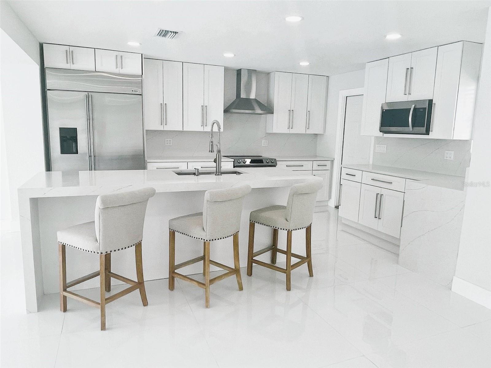 Image 12 of 46 For 3364 Espanola Drive