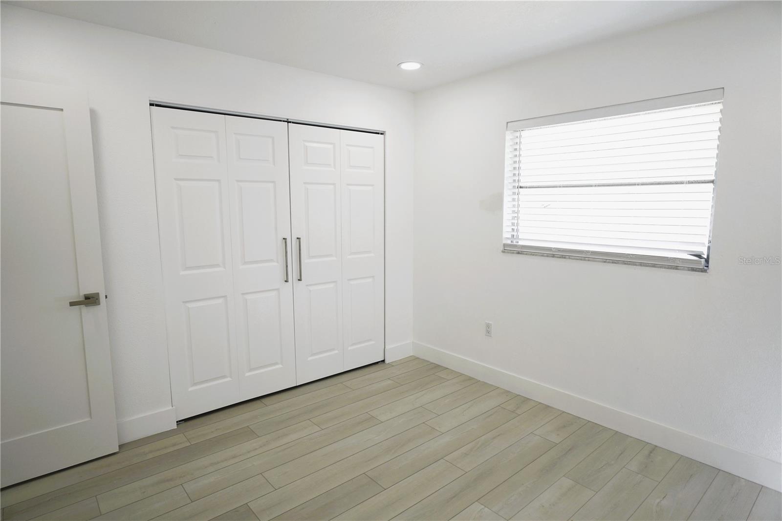 Image 29 of 46 For 3364 Espanola Drive