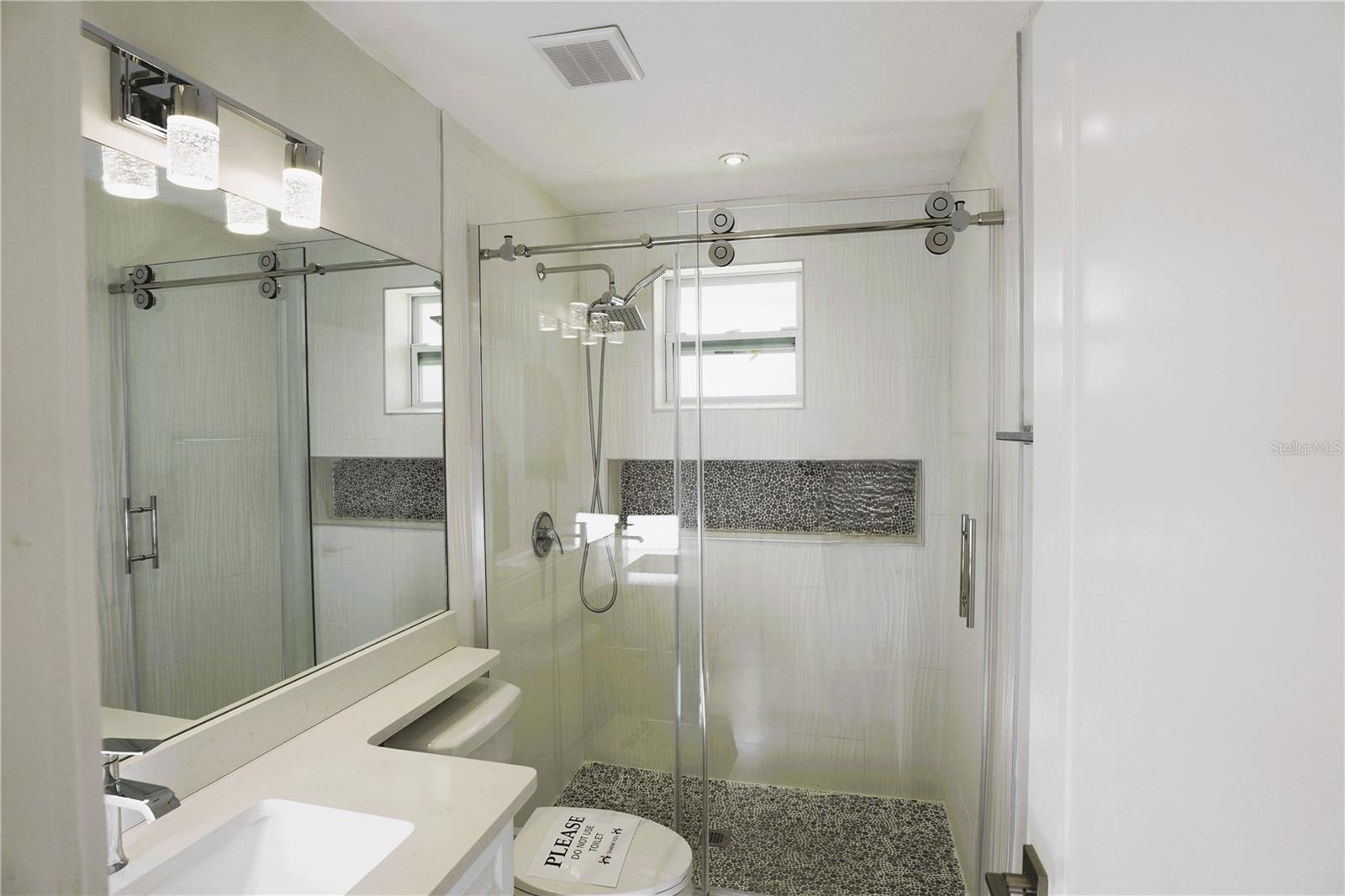 Image 31 of 46 For 3364 Espanola Drive