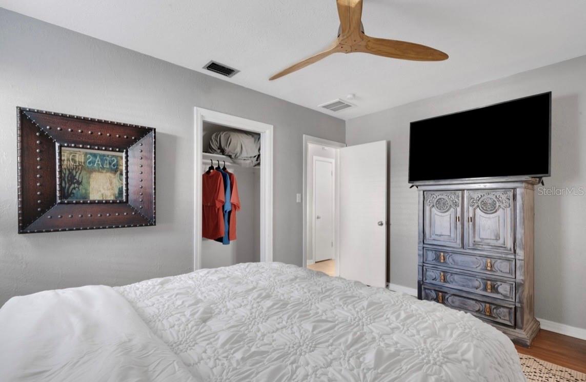 Image 11 of 17 For 608 Kerneywood Street