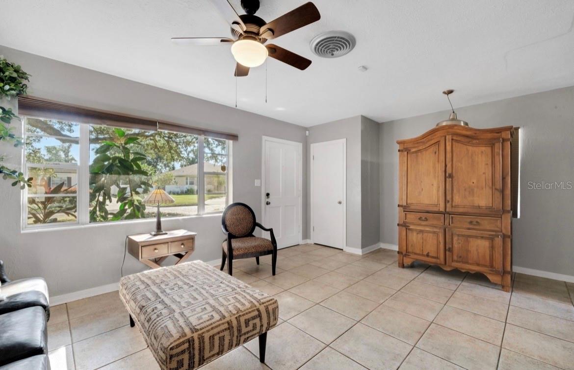 Image 7 of 17 For 608 Kerneywood Street