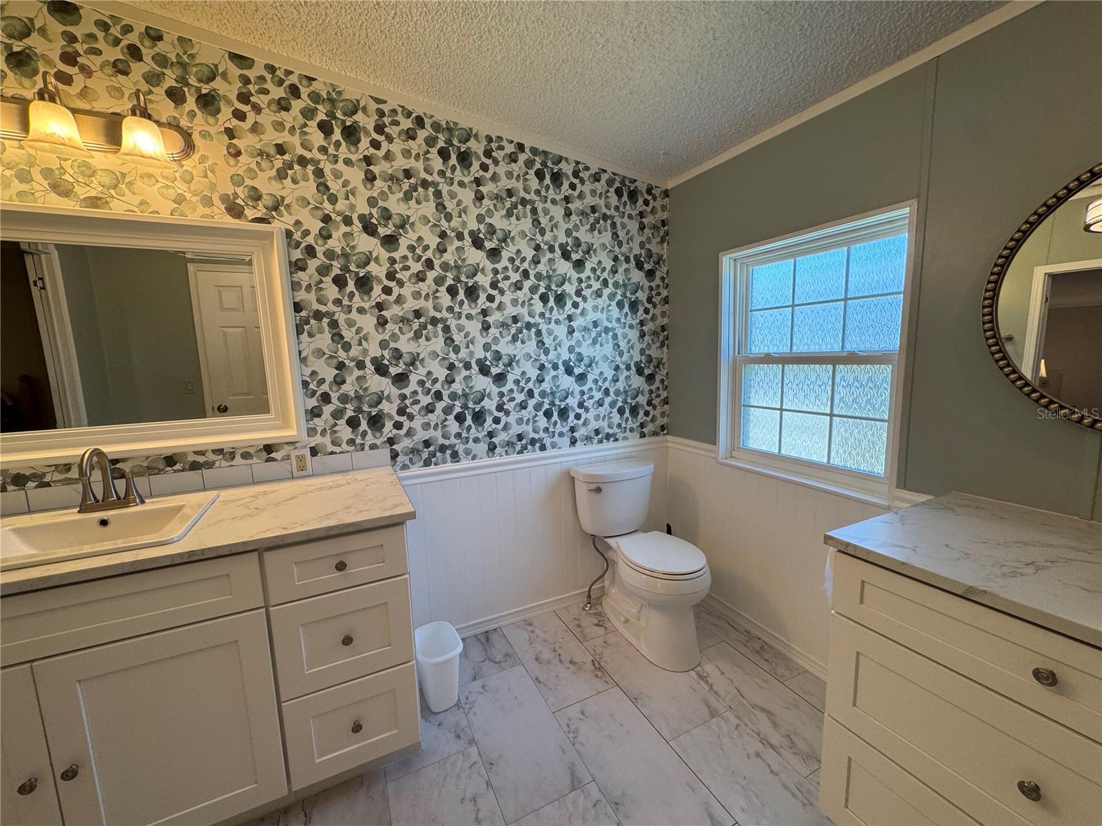 Image 11 of 20 For 6394 Lolly Bay Loop Ne