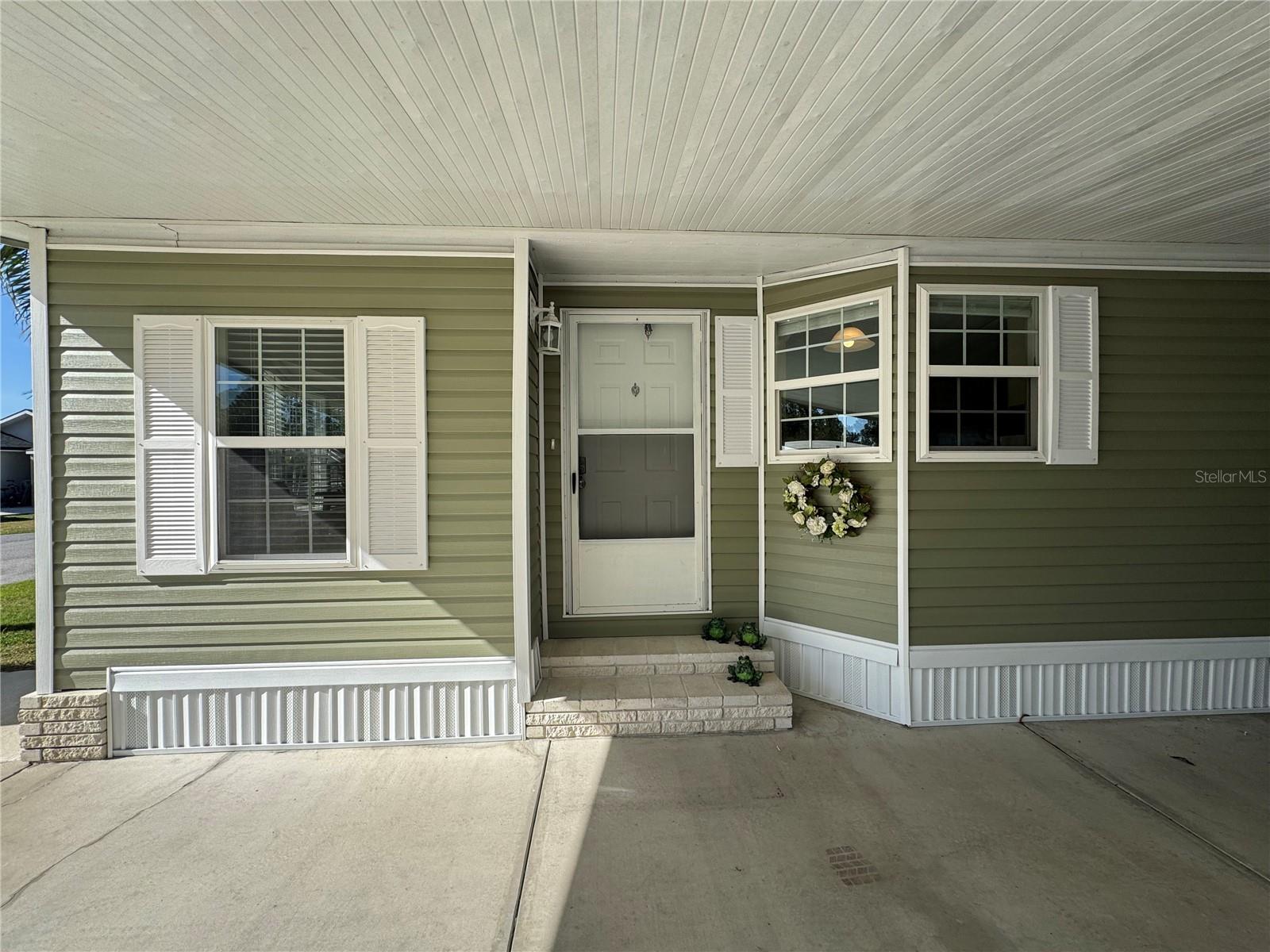 Image 2 of 20 For 6394 Lolly Bay Loop Ne