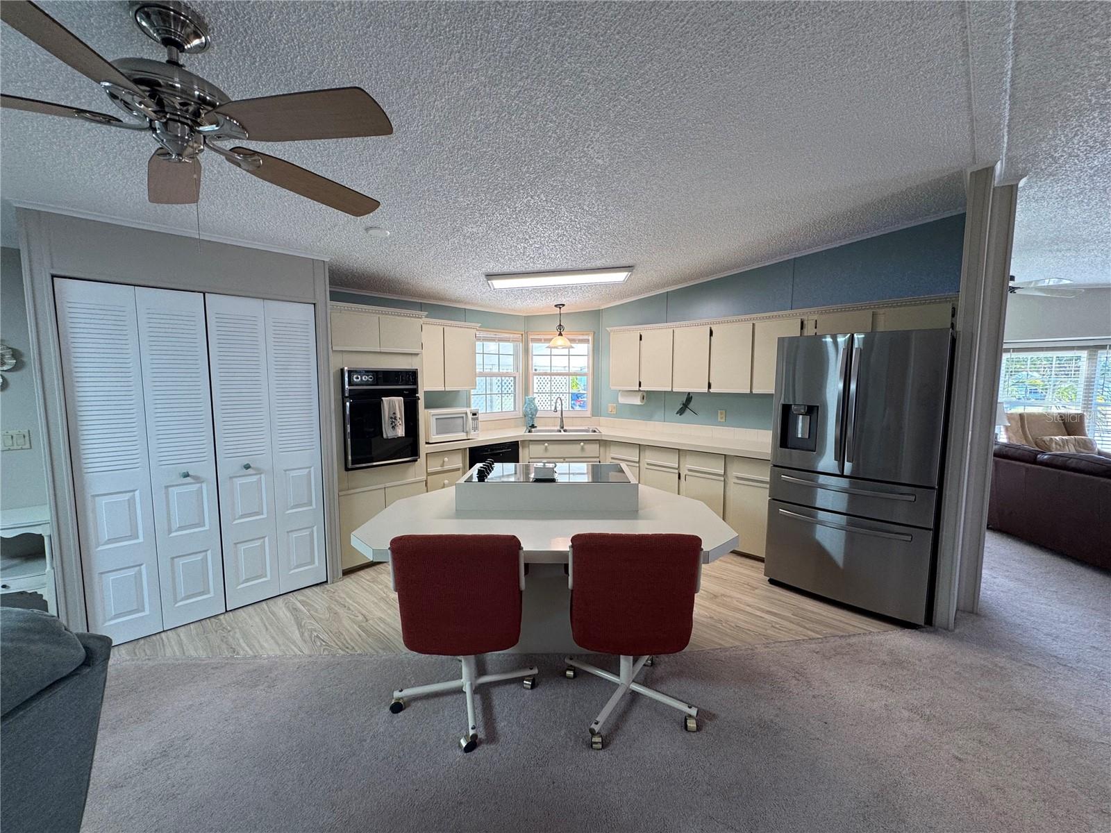 Image 6 of 20 For 6394 Lolly Bay Loop Ne