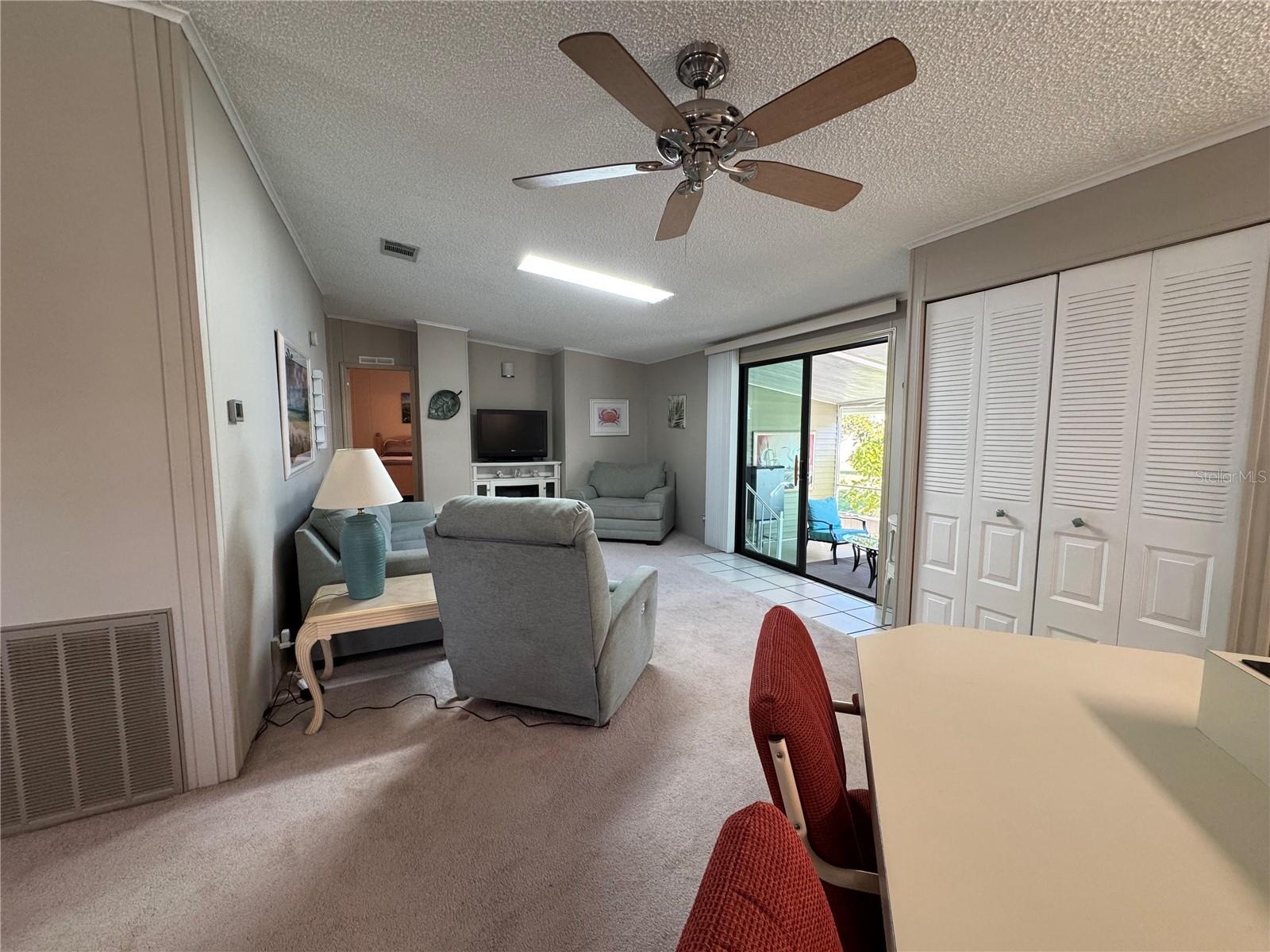 Image 7 of 20 For 6394 Lolly Bay Loop Ne