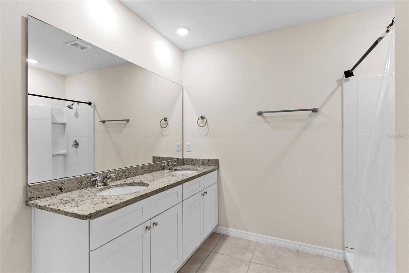 Image 12 of 24 For 5556 Siltstone Street