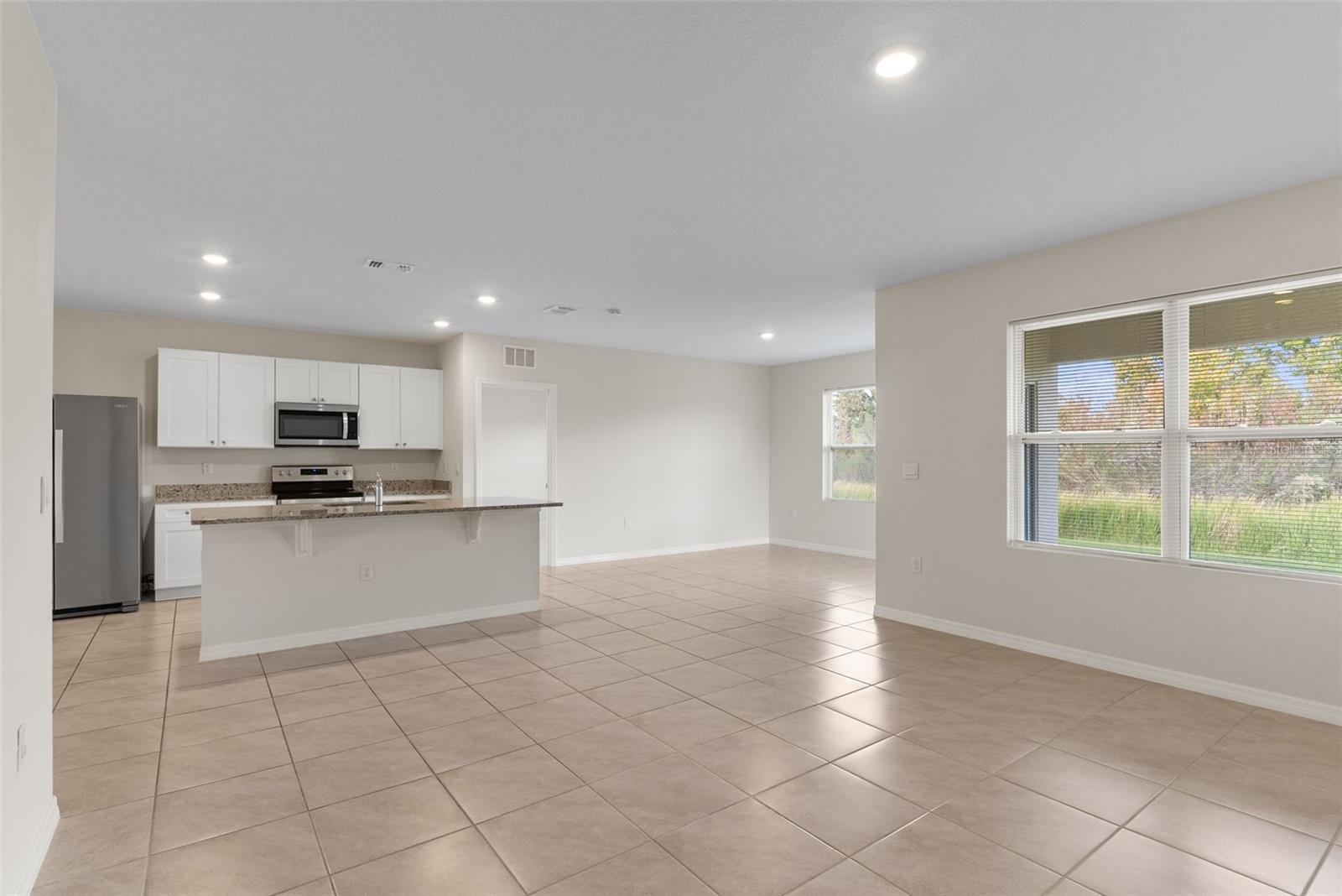 Image 8 of 24 For 5556 Siltstone Street