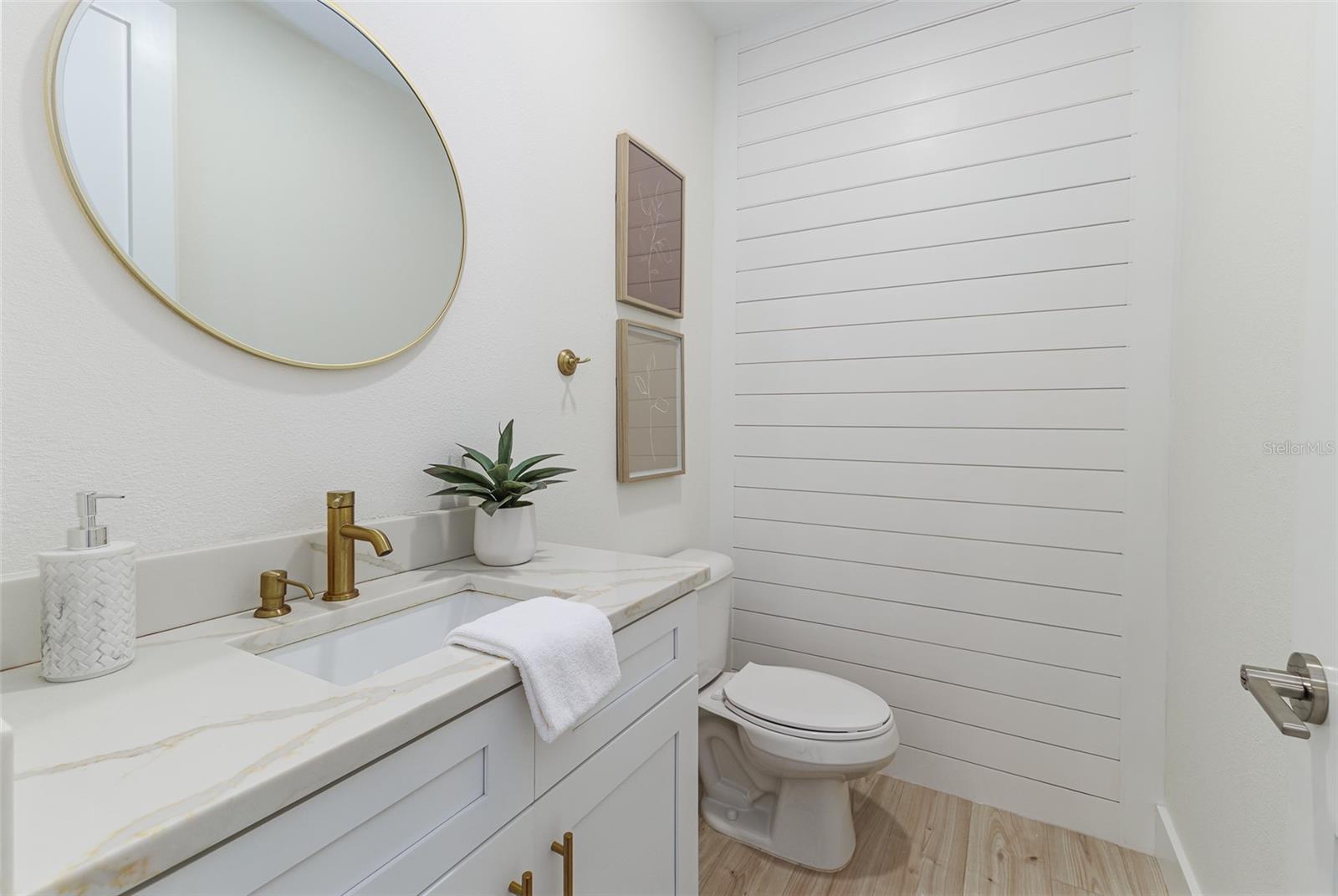 Image 13 of 45 For 680 Bartow Boulevard