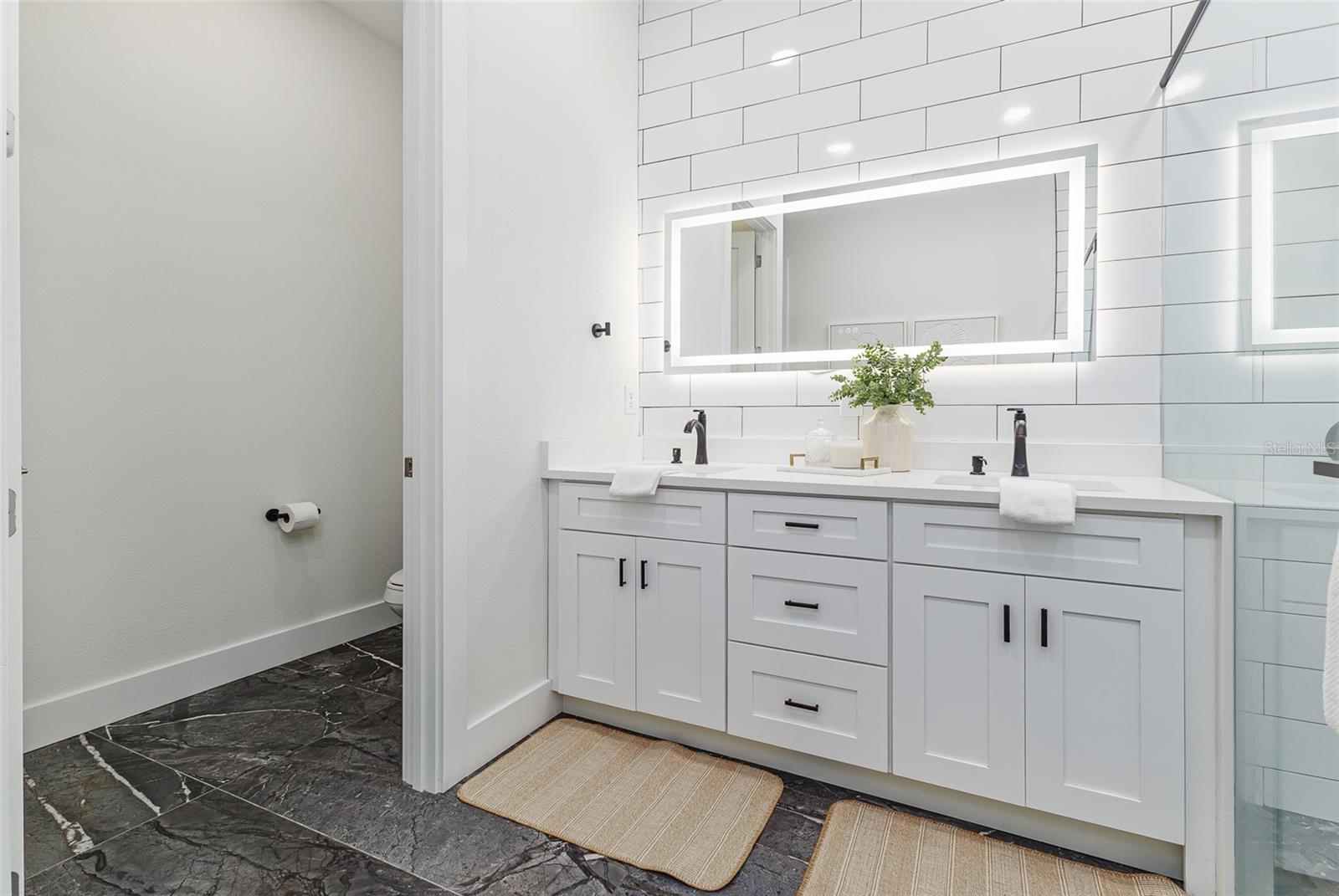 Image 19 of 45 For 680 Bartow Boulevard