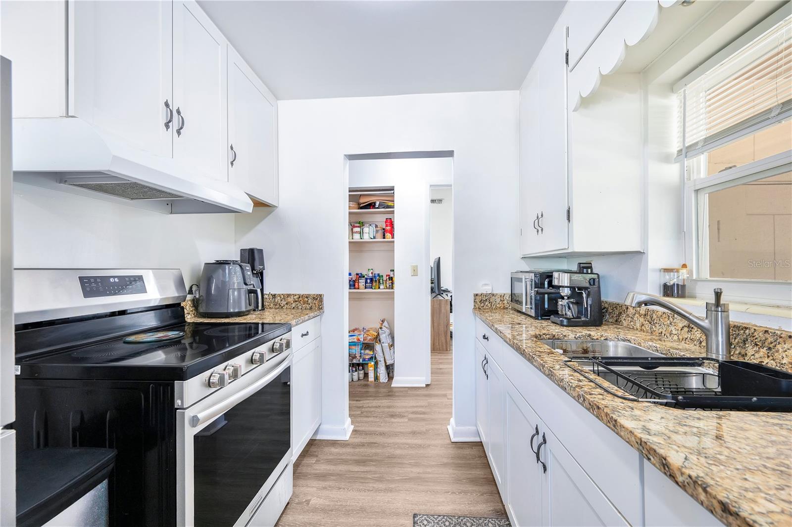 Image 14 of 32 For 120 Petteway Drive