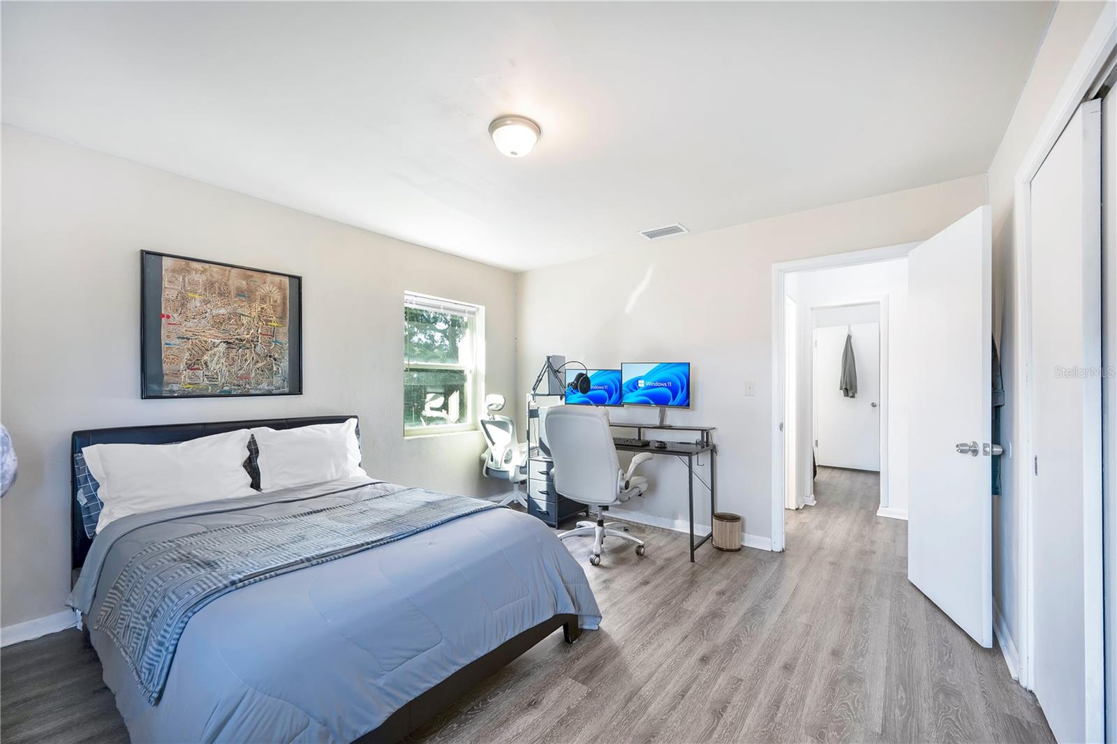 Image 24 of 32 For 120 Petteway Drive