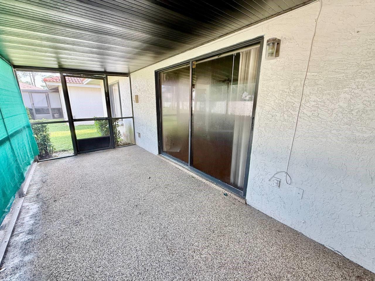 Image 3 of 13 For 18308 Aintree Court