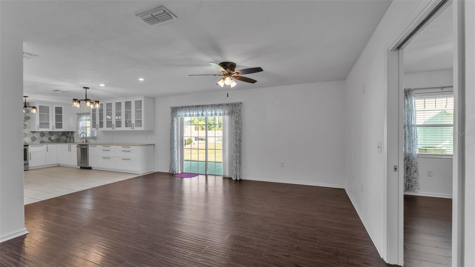 Image 8 of 44 For 1390 Mcadoo Avenue