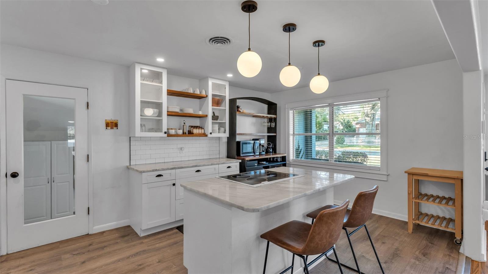 Image 14 of 54 For 835 Chatfield Street